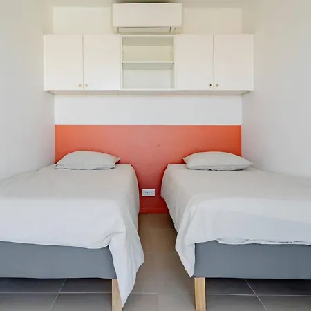 Apartman Pool, Sea & Absolute Comfort *